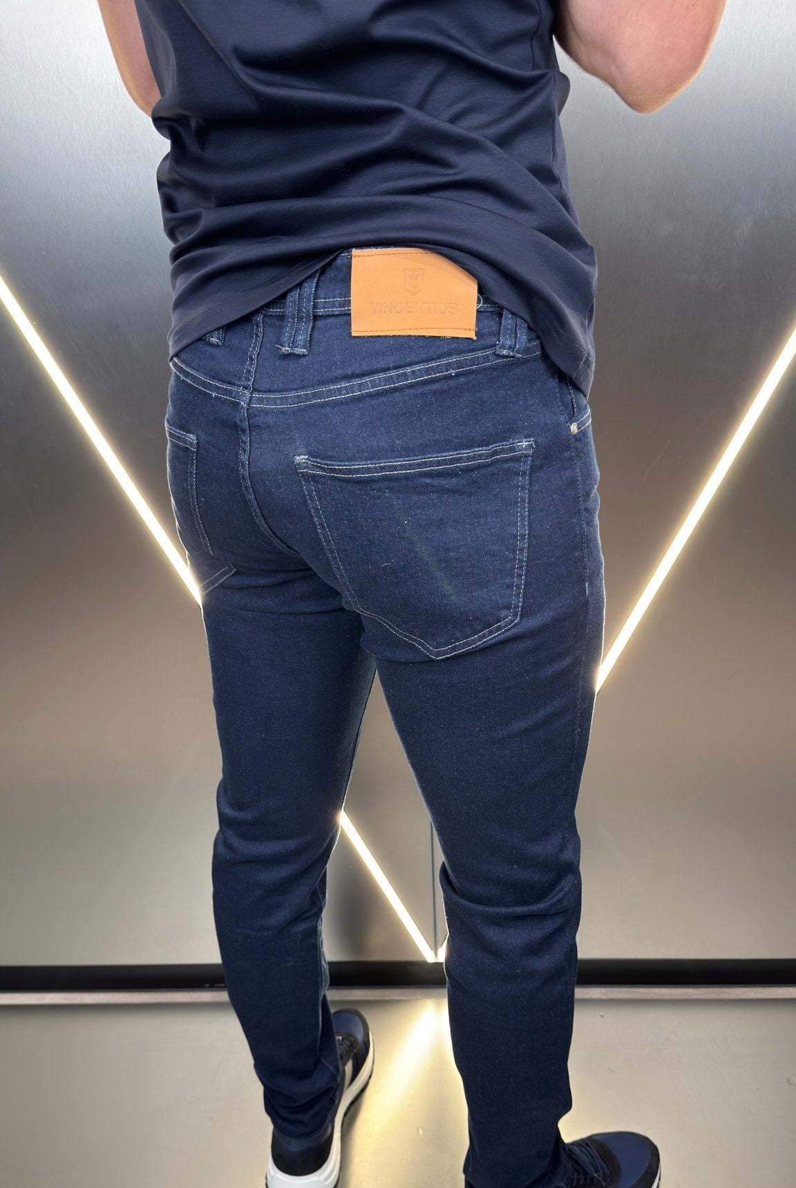 Classic Edition Tailored Fit Jean - Dark Blue - Vincentius