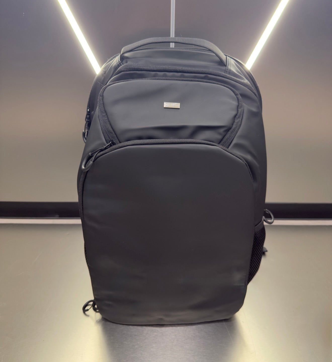 Commuter Backpack - Vincentius