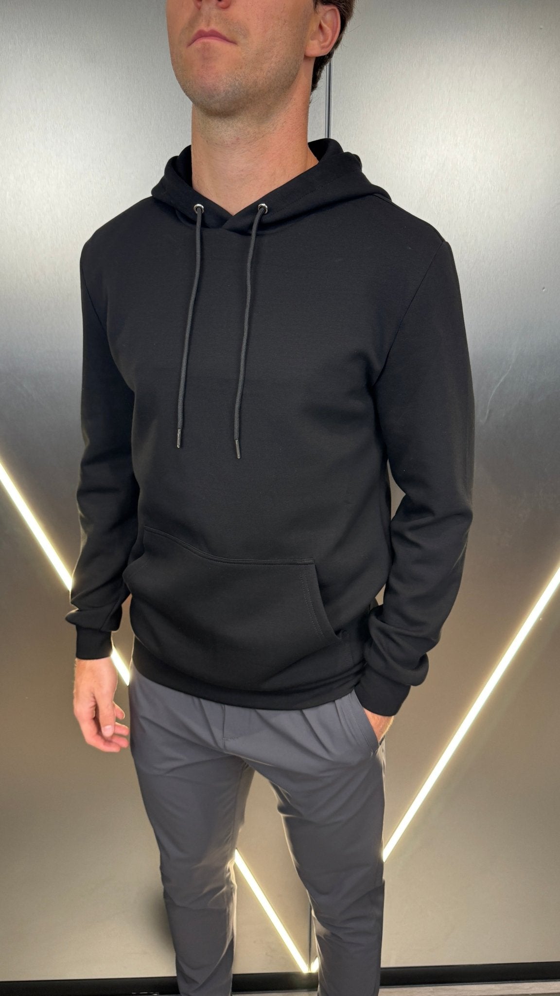Commuter Hoodie - Black - Vincentius