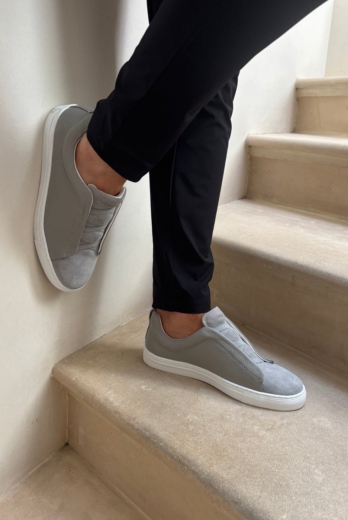 V6 Grey - Vincentius