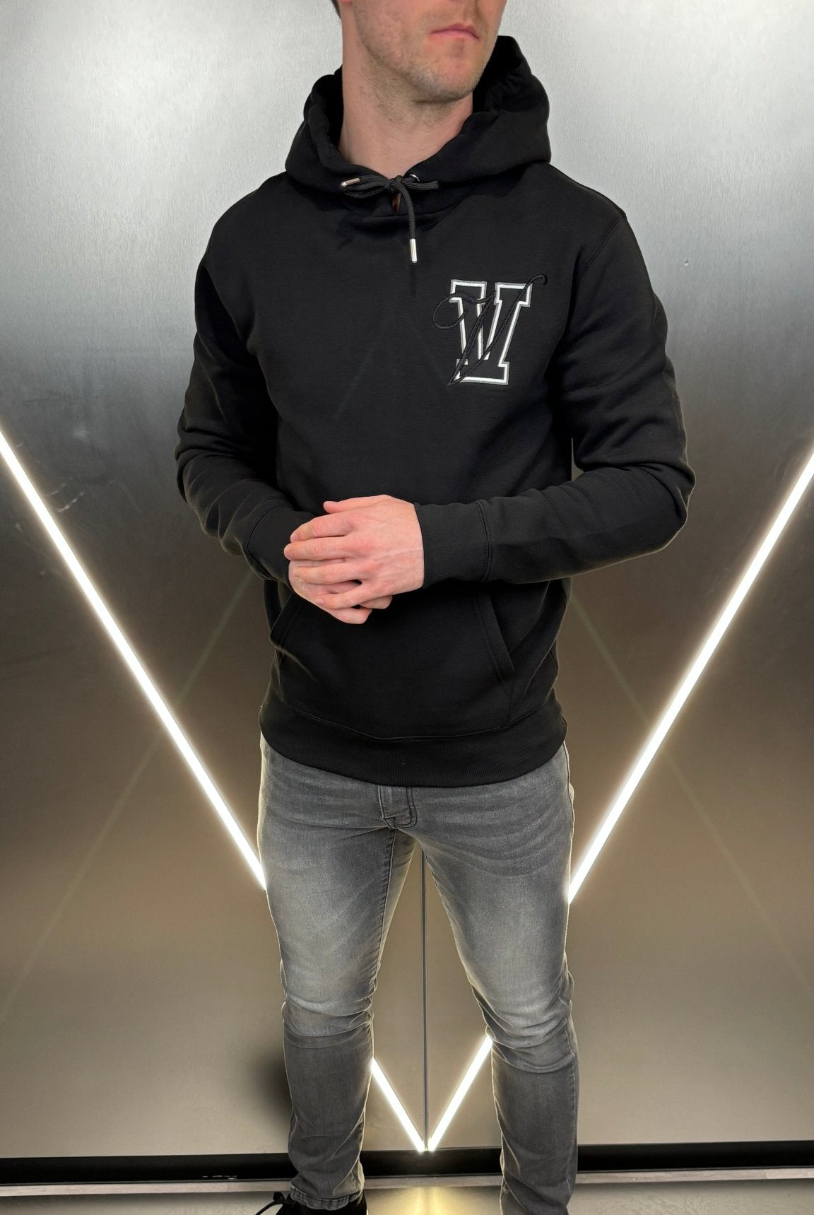 Varsity V2 Luxe Hoodie - Black - Vincentius
