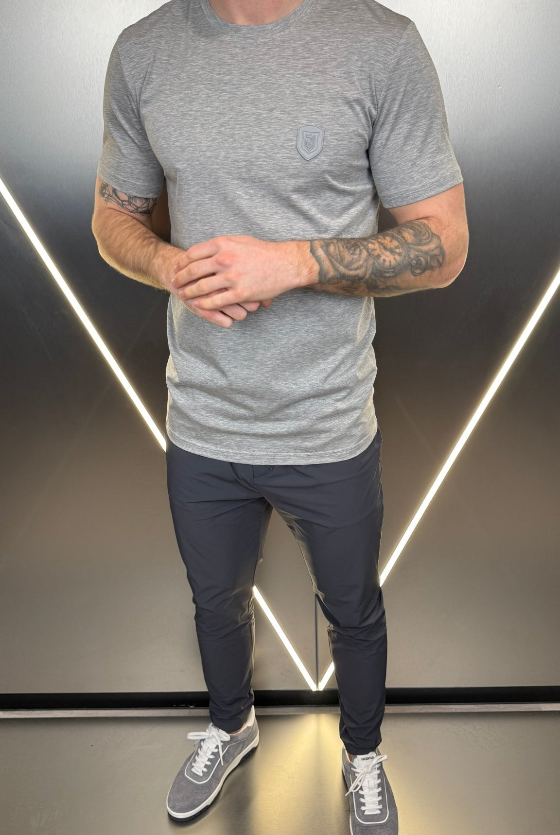 Vincentius Badge T-Shirt - Grey - Vincentius