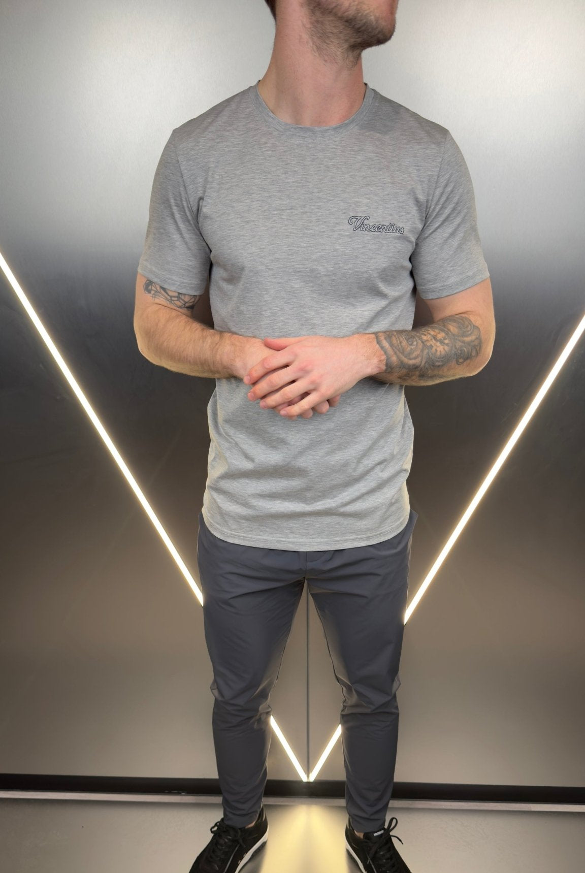 Vincentius Script Logo T-Shirt - Grey - Vincentius