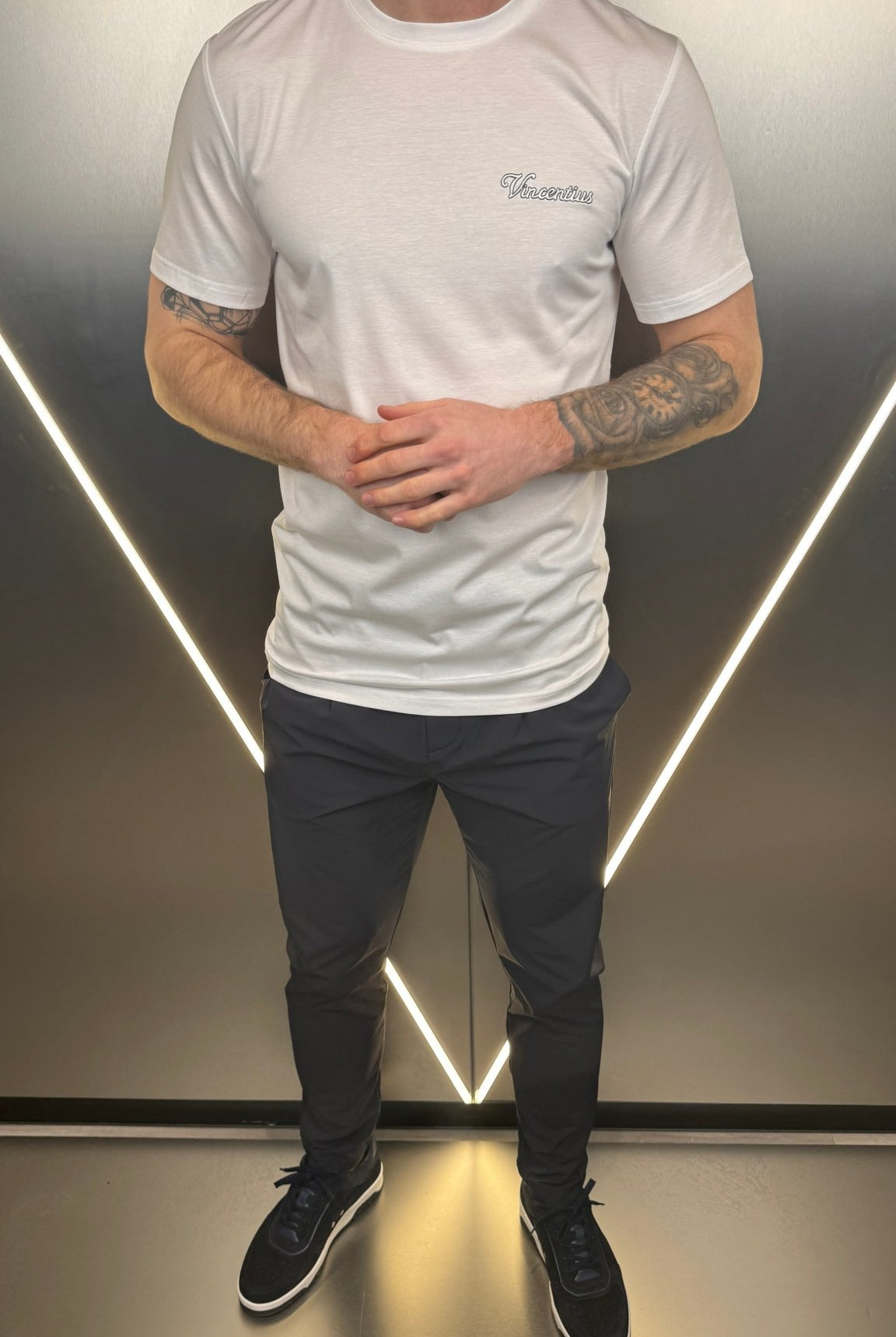 Vincentius Script Logo T-Shirt - White - Vincentius