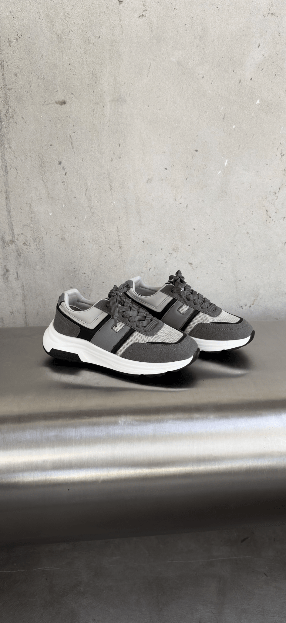 Boys V001 Runner - Grey - Vincentius
