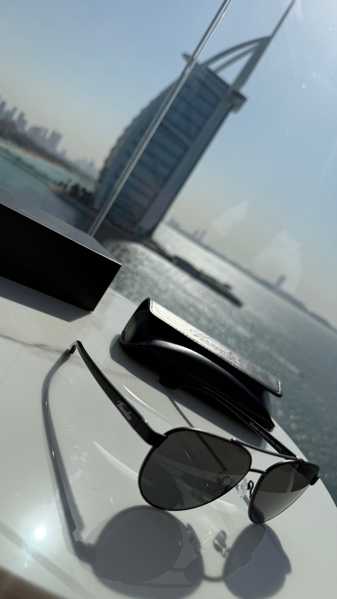 Capri Sunglasses - Black/Black - Vincentius