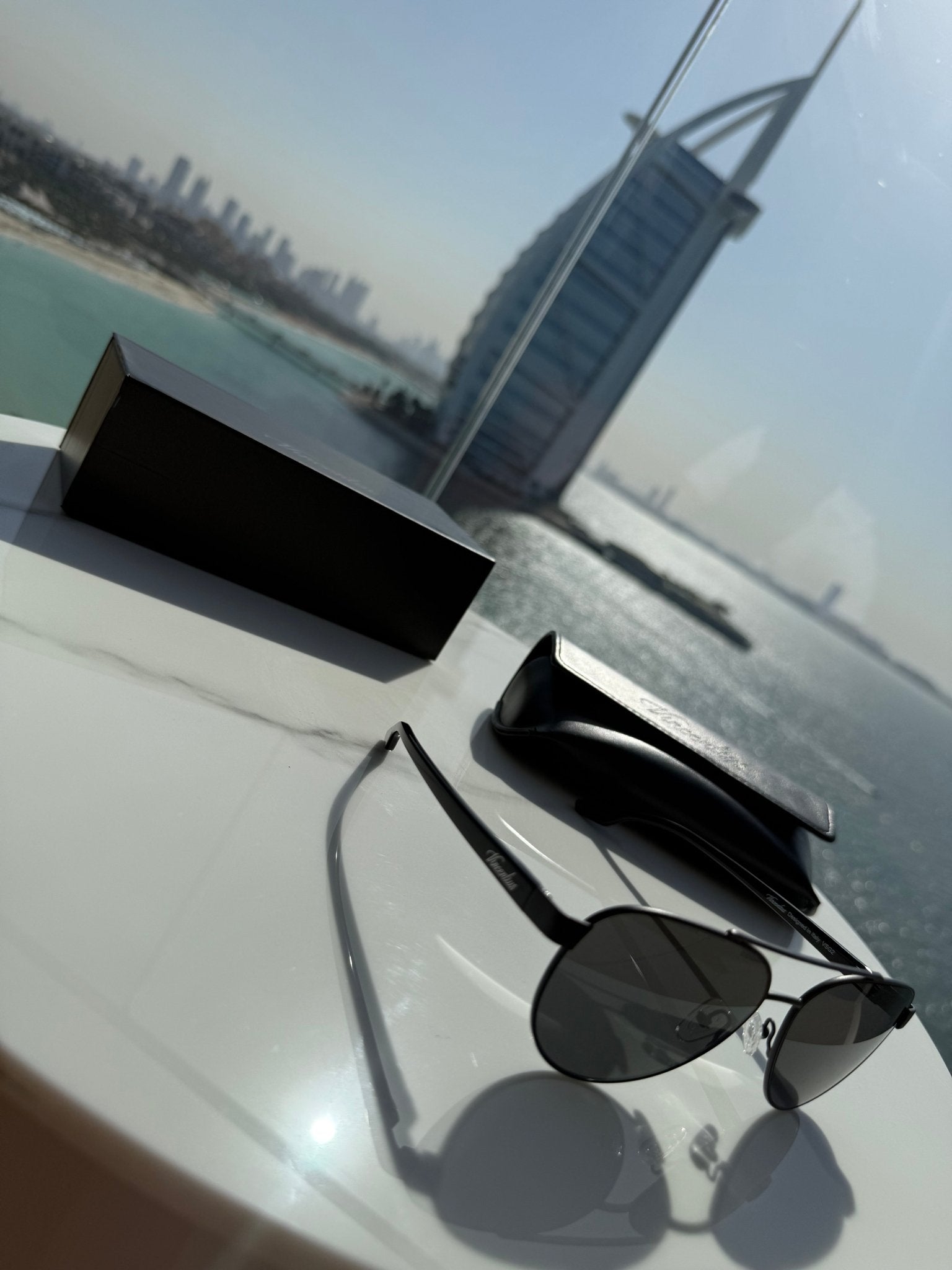 Capri Sunglasses - Black/Black - Vincentius