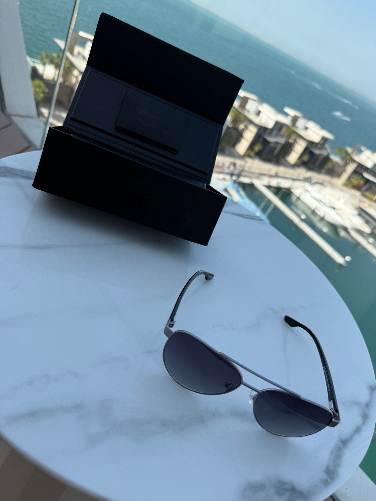 Capri Sunglasses - Gunmetal / Black - Vincentius