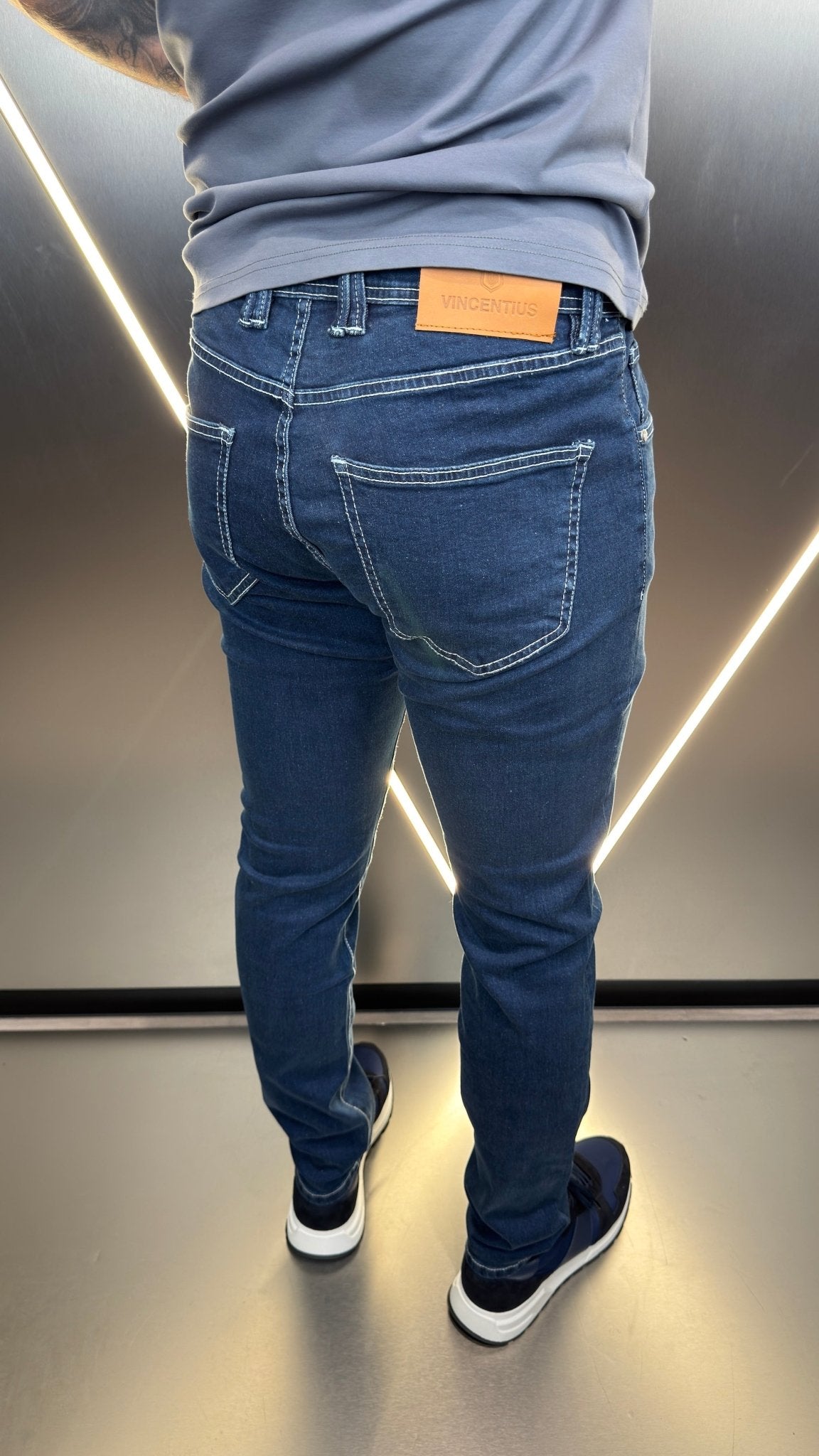 Classic Edition Tailored Fit Jean - Mid Blue/White - Vincentius