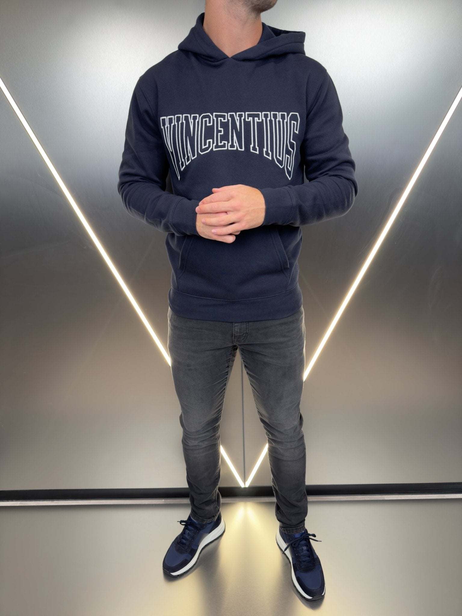 Collegiate Applique Luxe Hoodie - Navy (DISPATCH 18/10/24) - Vincentius