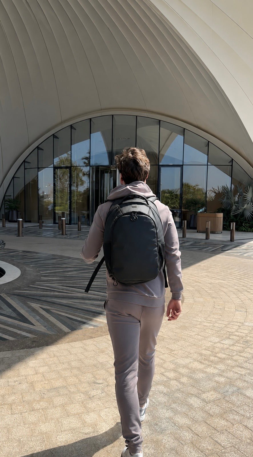 Commuter Backpack - Vincentius