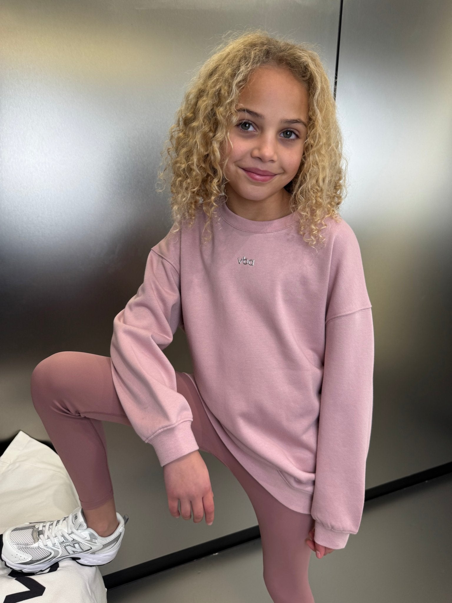 Core Crew - Blushstone (Dispatched W/C 15/12/25) - Vincentius