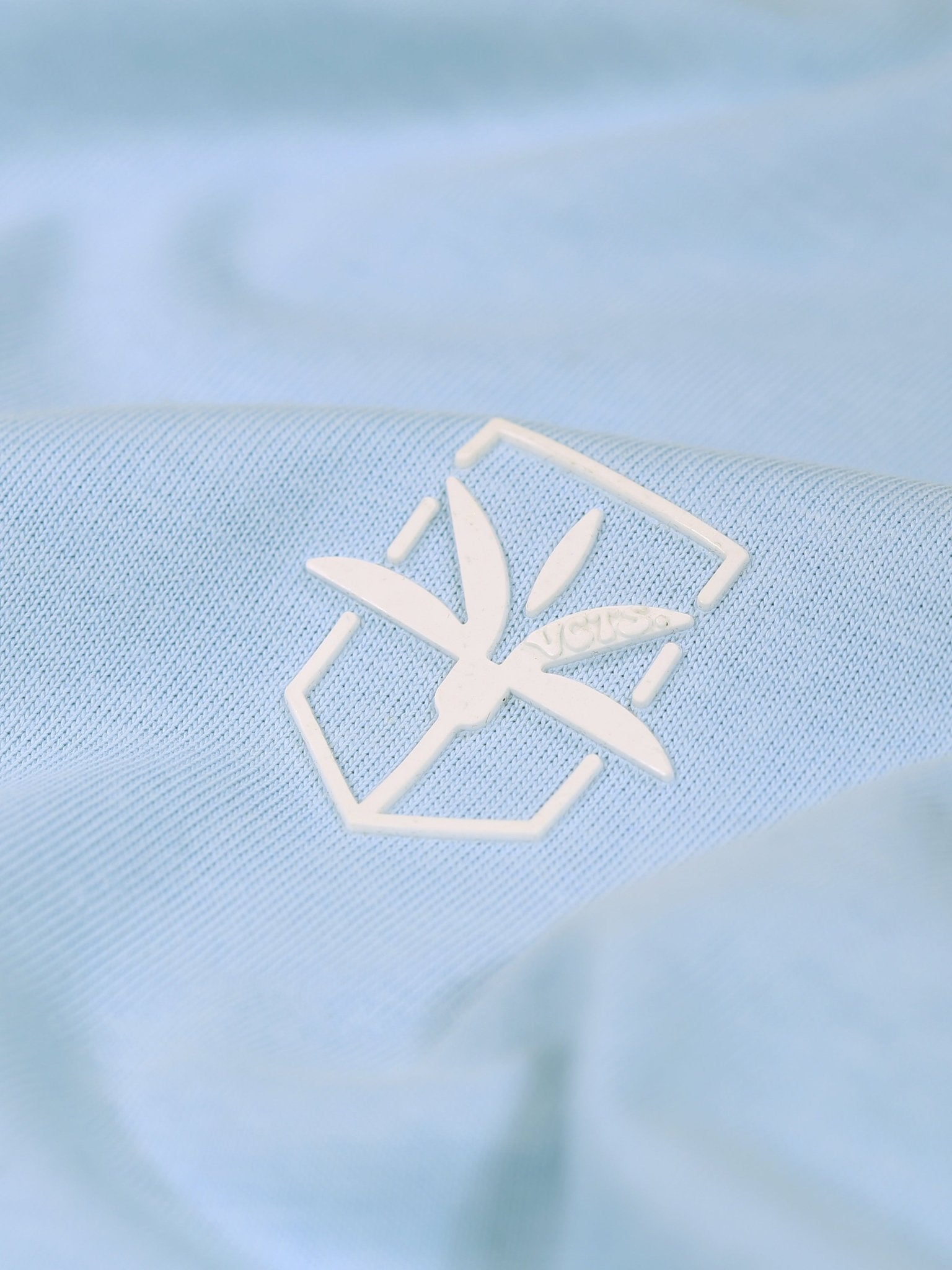 Luxe Resort Palm T-Shirt - Light Blue - Vincentius