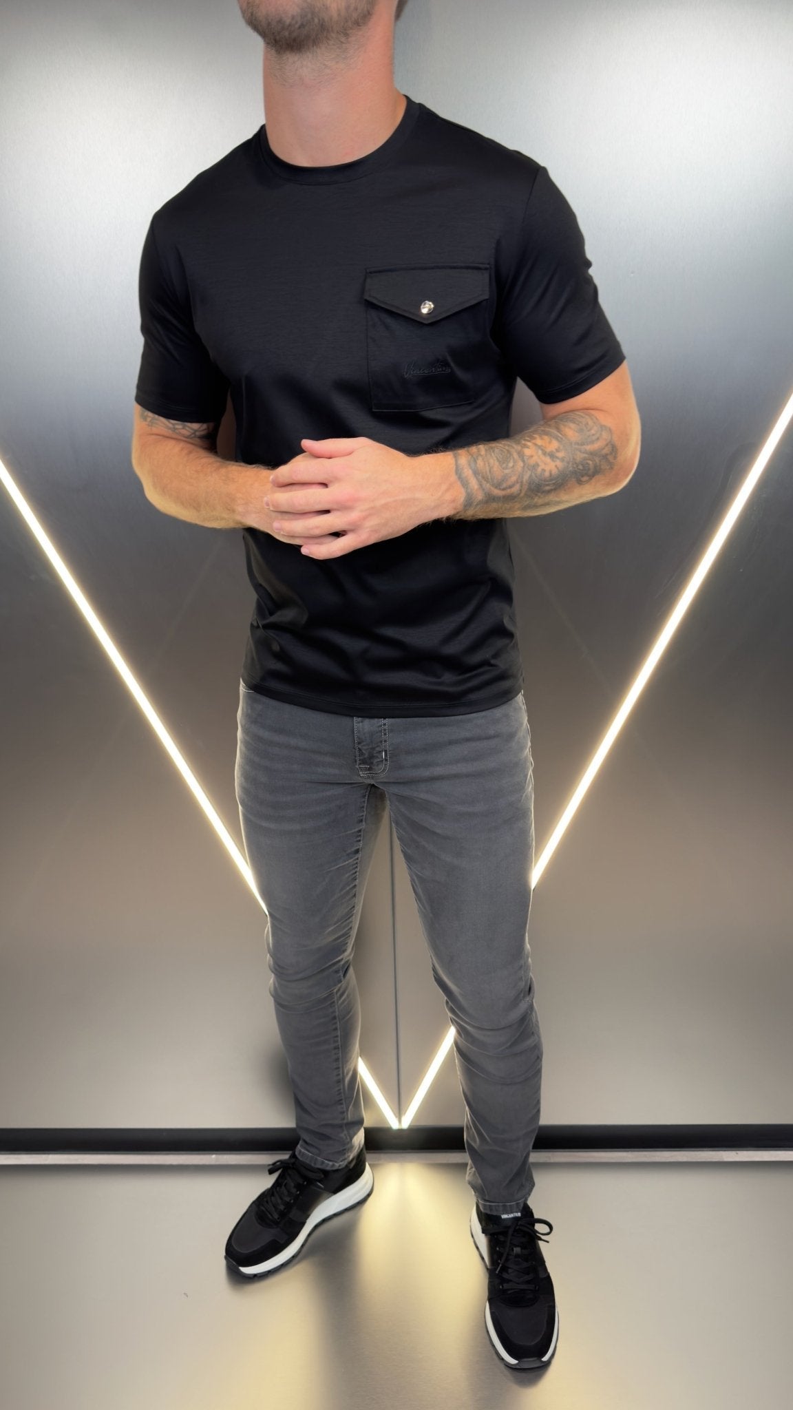 Luxury Mercerised Pocket Logo T-Shirt - Black - Vincentius