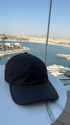 Transitional Script Cap - Black - Vincentius