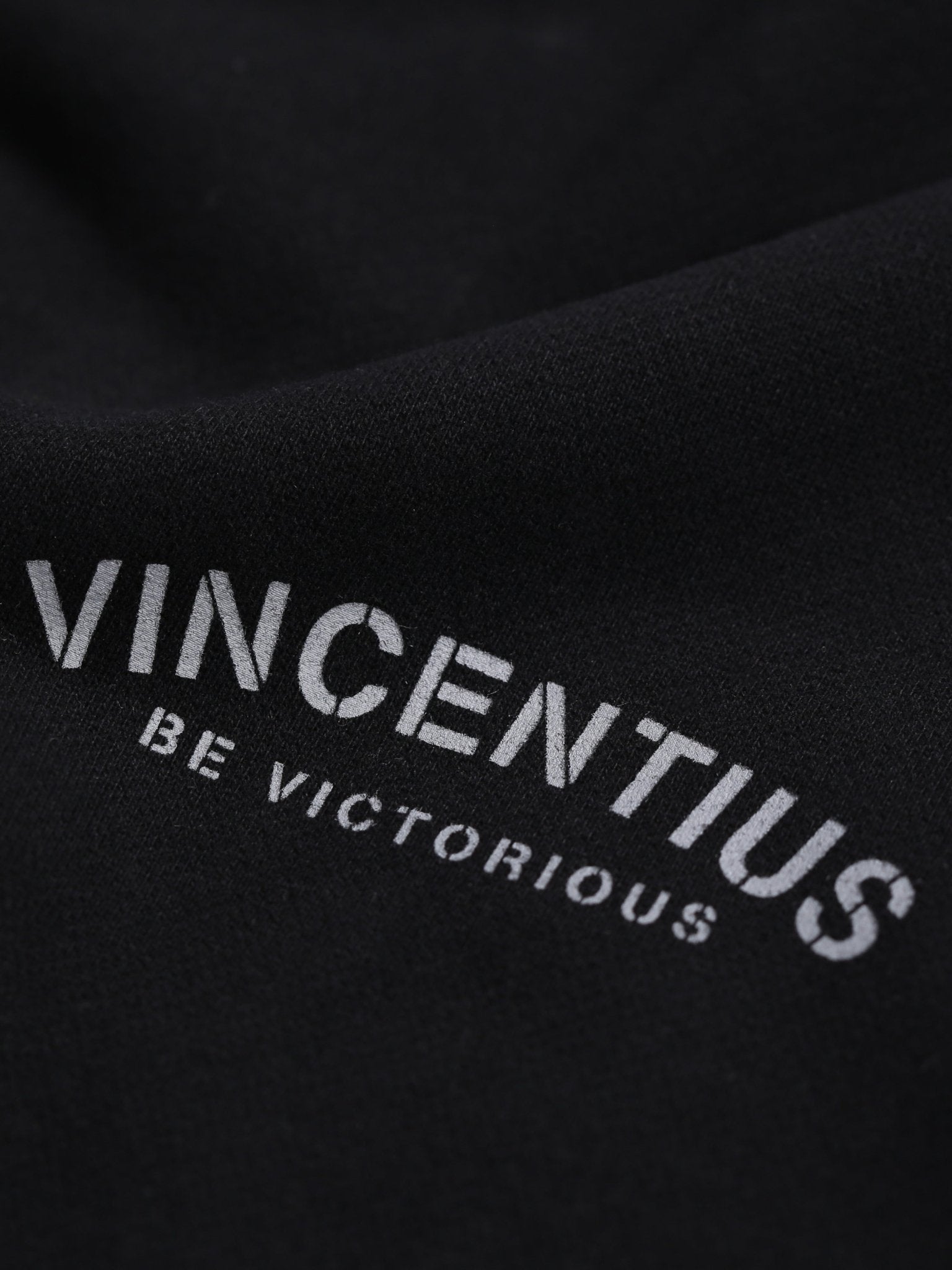 Be Victorious Luxury Sweatshirt - Black - Vincentius